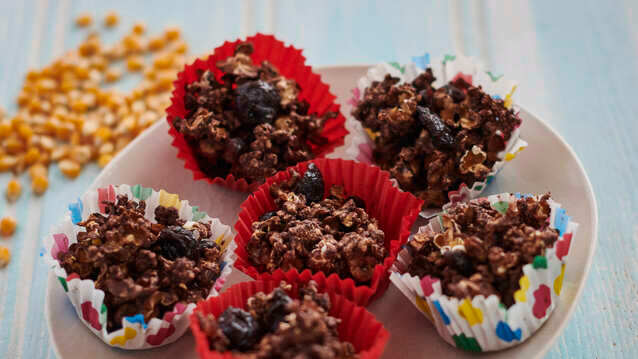 cherry chocolate popcorn bites